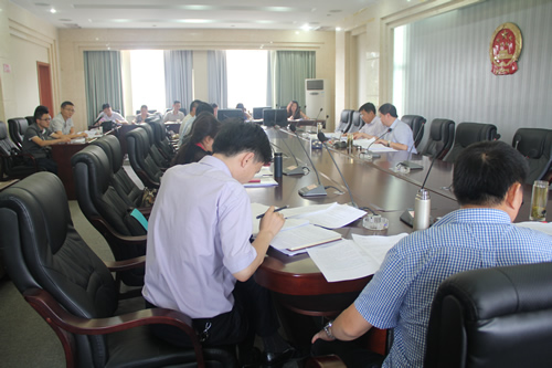 政府領(lǐng)導、企業(yè)代表參加了崇禮新城投資合作協(xié)議討論會(huì )(圖2) 政府領(lǐng)導、企業(yè)代表參加了崇禮新城投資合作協(xié)議討論會(huì )(圖2)